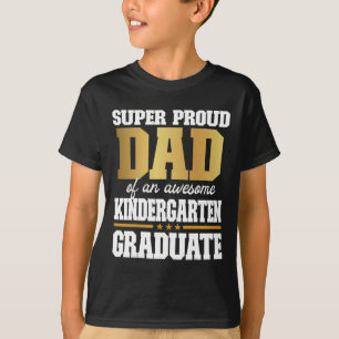 Camiseta Pai Orgulhoso De Um Formando Incrível De Jardim De
