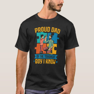 Camiseta Pai Orgulhoso do Menino Mais Durão Pai de Autismo
