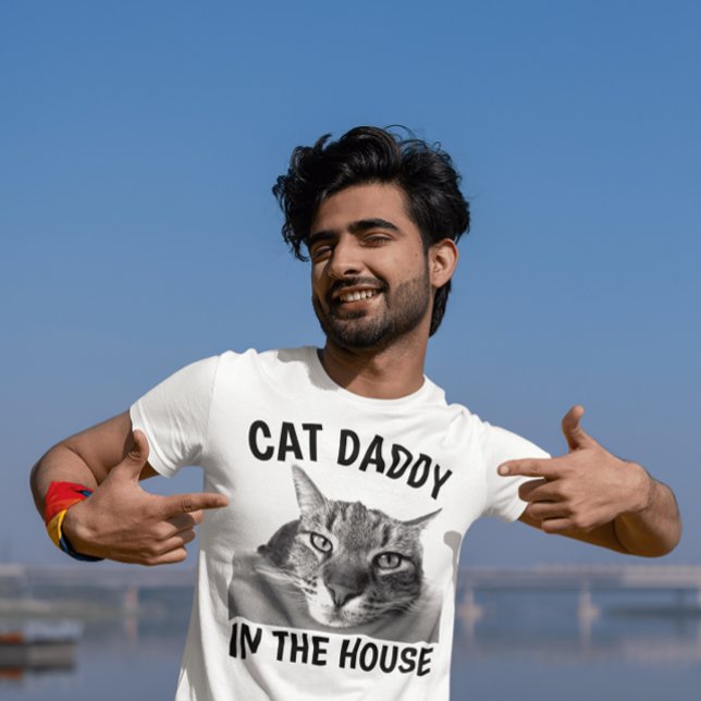 Camiseta PAI PAI DE GATO NA CASA T-shirts Engraçadas (Criador carregado)