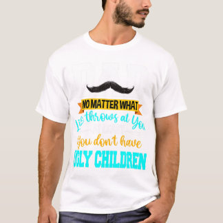 Camiseta Pai pelo menos você não tem filhos feios pais