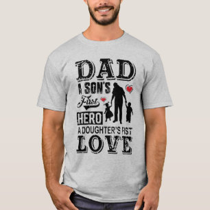 Camiseta Pai primeiro herói de um filho, o primeiro amor d