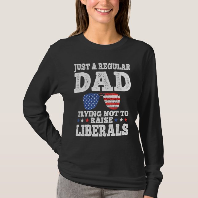 Camiseta Pai Tentando Não Levantar Óculos Solares Liberais (Frente)