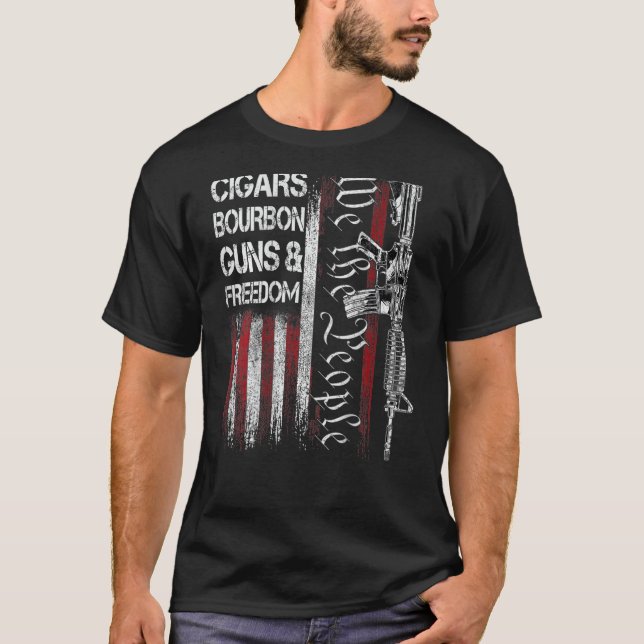 Camiseta Pai Vovô Us Flag Cigars Bourbon Guns Freedom (O (Frente)