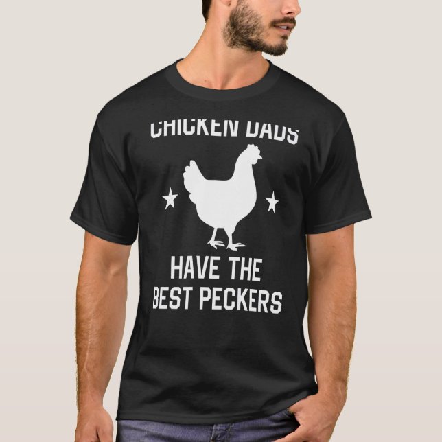 Camiseta Pais De Galinhas De Mens Têm Os Melhores Peckers M (Frente)