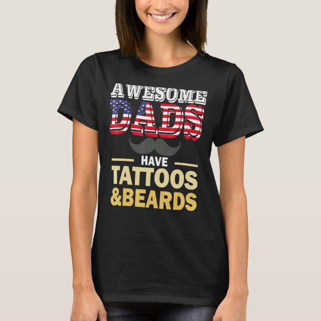 Camiseta Pais Fantásticos Têm Tatuagens E Barbas 1 (Frente)