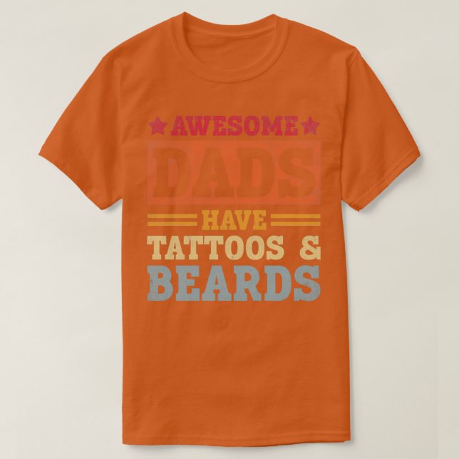 Camiseta Pais Fantásticos Têm Tatuagens E Barbas Engraçadas (Frente do Design)