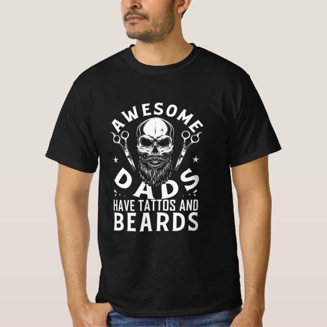 Camiseta Pais Fantásticos Têm Tatuagens E Barras (Frente)