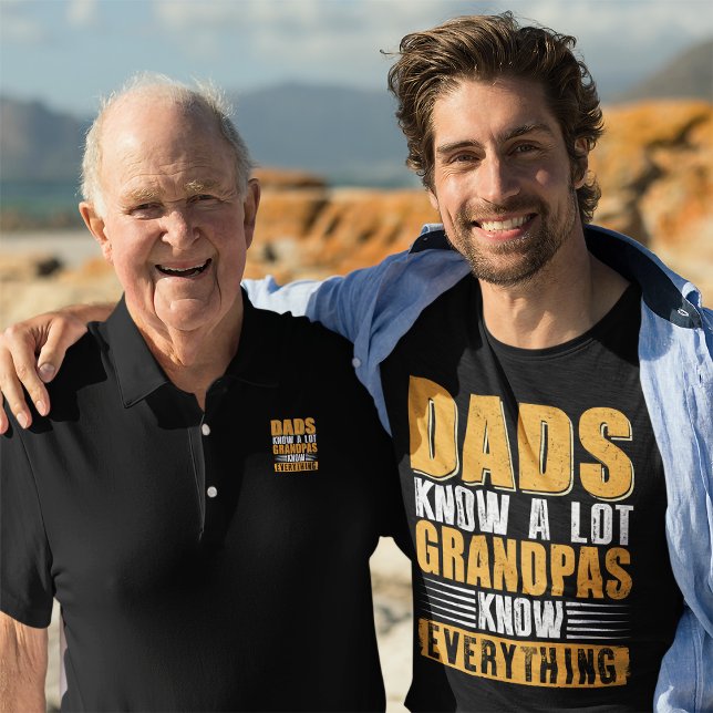 Camiseta Pais sabem muito que os vovós sabem tudo (Criador carregado)