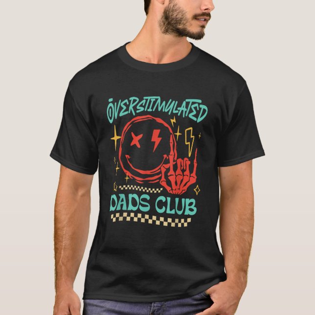 Camiseta Pais sobrepostos Clube Sorria Rosto Mão Esqueleto (Frente)