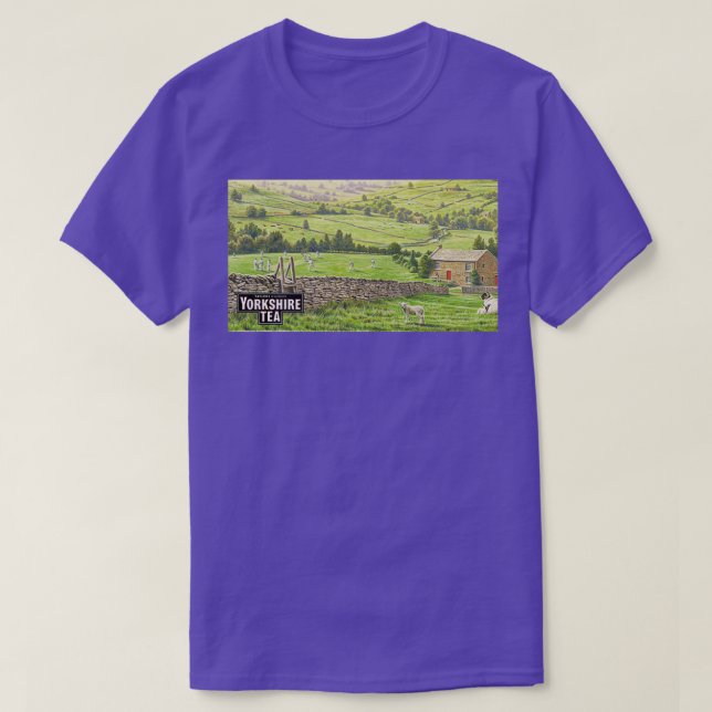 Camiseta Paisagem de Yorkshire Tea com logotipo (Frente do Design)