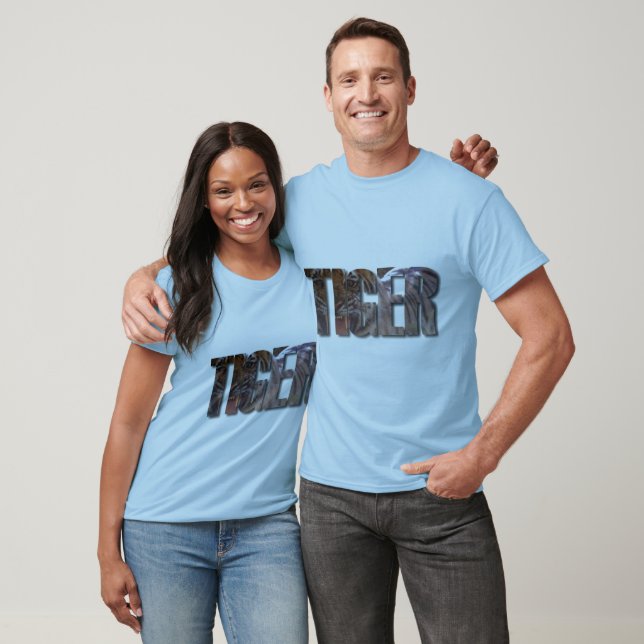 CAMISETA PALAVRA DE TIGER COM IMAGEM DE TIGER NO DENTRO DO  (Unissex)