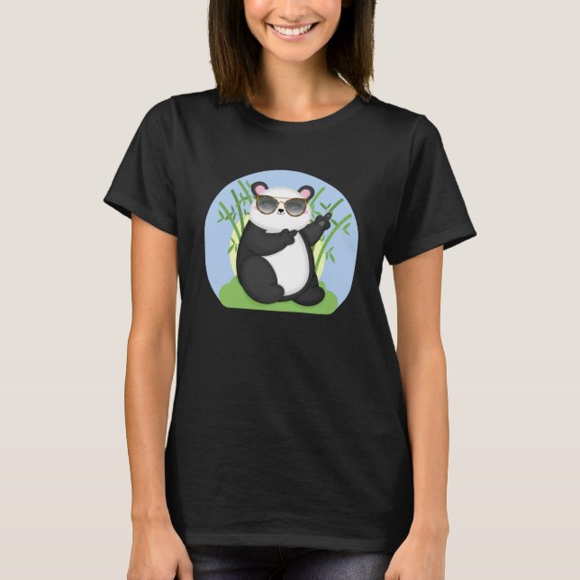 Camiseta Panda Com Óculos De Sol Dançando Em Bambu Panda (Frente)