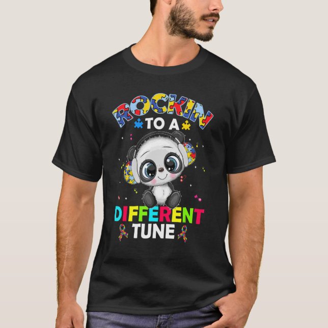 Camiseta Panda Conscientização do Autismo Tocando Uma Melod (Frente)