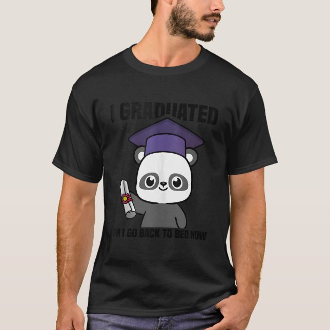 Camiseta Panda Kawaii Eu Me Formei Posso Voltar Para a Cama (Frente)