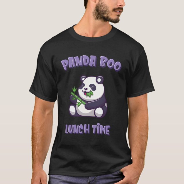 Camiseta Panda Pandaboo Comendo Bamboo Grass Horário (Frente)