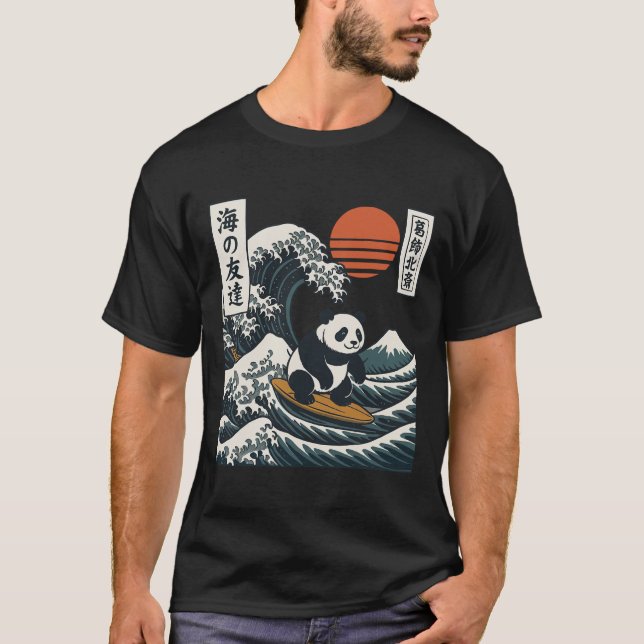 Camiseta Panda Surfando a Grande Onda Japonesa _2 (Frente)