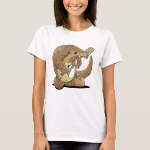 Camiseta Pangolin tocando um mandolim