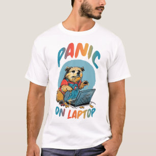 Camiseta Pânico no Laptop