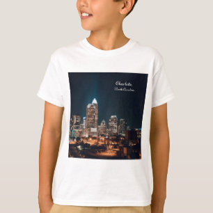 Camiseta Panorama noturno da cidade de Charlotte Carolina d