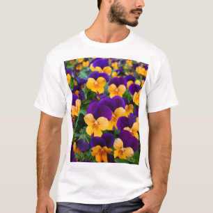 Camiseta Pansy Bloom: Fechamento da Bela do Jardim.