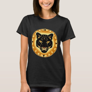 Camiseta Pantera Preta com Detalhes Artísticos Intrincados