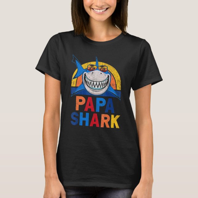 Camiseta Papa Shark Retro Pijamas Dia Pai Papá Tubarão (Frente)