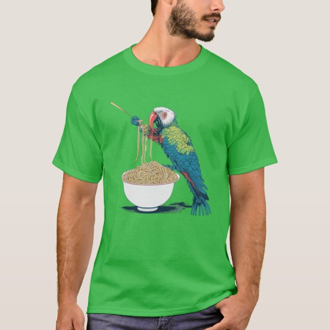 Camiseta Papagaio Engraçado Comendo Macarrão Ramen (Frente)