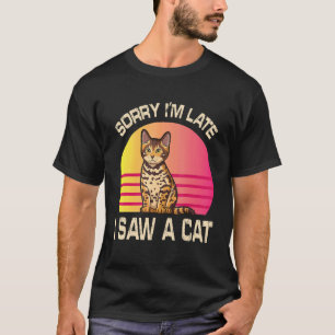 Camiseta Papai Mamãe Desculpe o Atraso Vi um Gato Filho Fil
