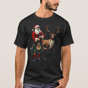 Camiseta Papai Noel Escocês Tocando Gaita de Foles Com Rena