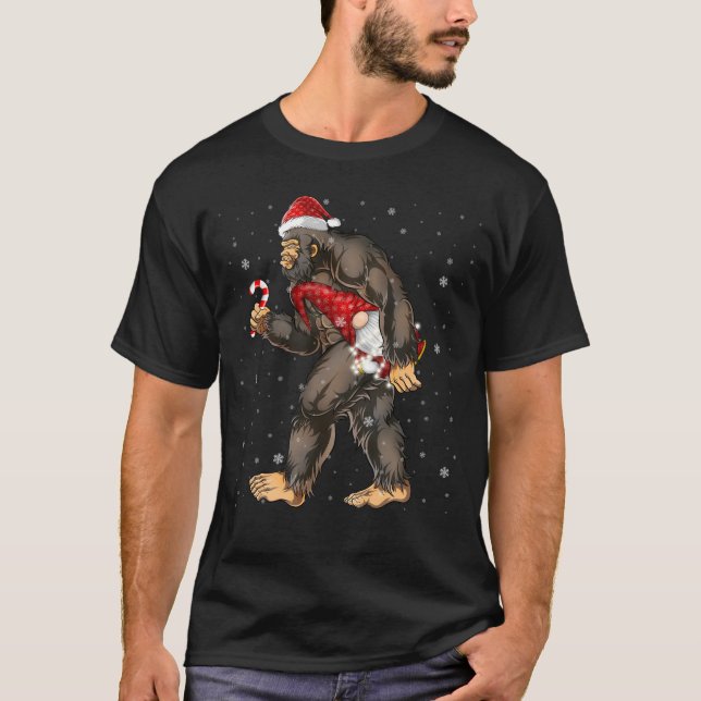 Camiseta Papais noeis Bigfoot Gnomo Sasquatch de Natal (Frente)