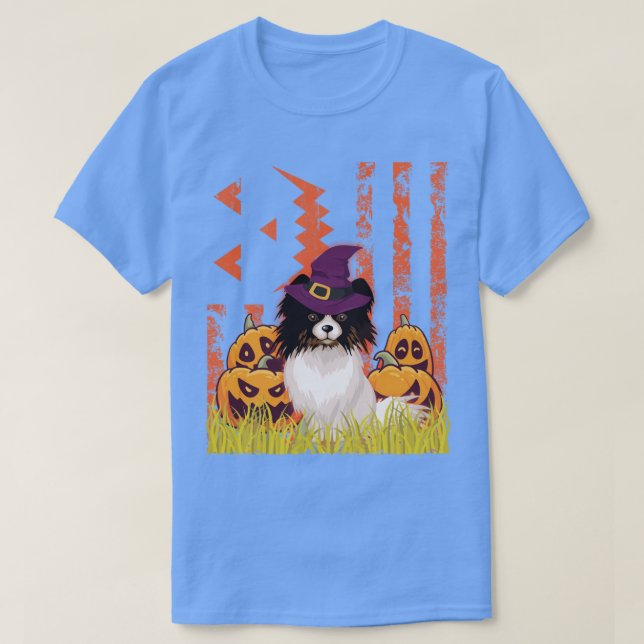 Camiseta Papillon Bruxa Cachorra Dançando Em Torno De Pumpk (Frente do Design)