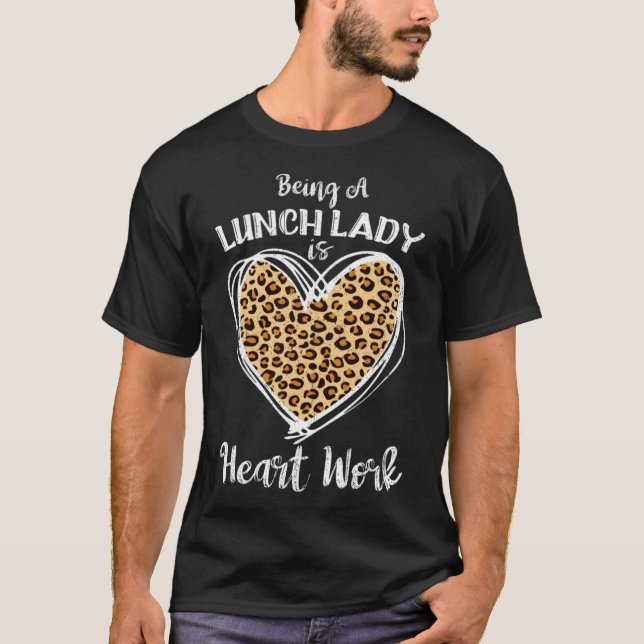 Camiseta Para Almoçar Lady Heart Work Xadrez Leopardo (Frente)