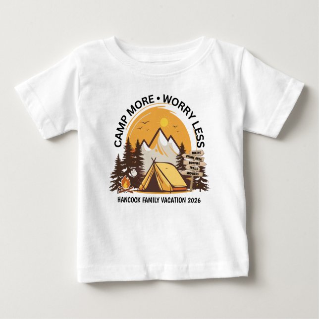 Camiseta Para Bebê Acampamento Mais Preocupado Menos Acampamento (Frente)