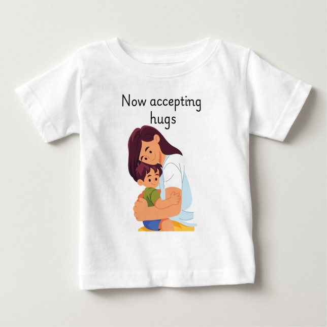 Camiseta Para Bebê Agora aceitando abraços  (Frente)