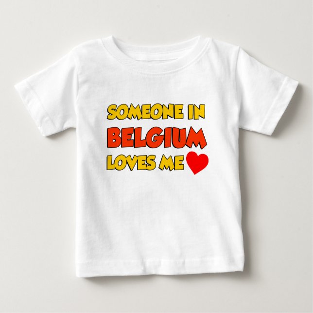 Camiseta Para Bebê Alguém Na Bélgica Me Ama (Frente)