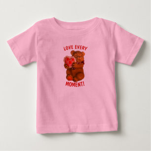 Camiseta Para Bebê Ame Todo Momento! Urso de Pelúcia e Coração