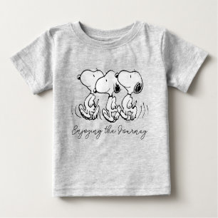 Camiseta Para Bebê Amendoins   Snoopy Walking Alto