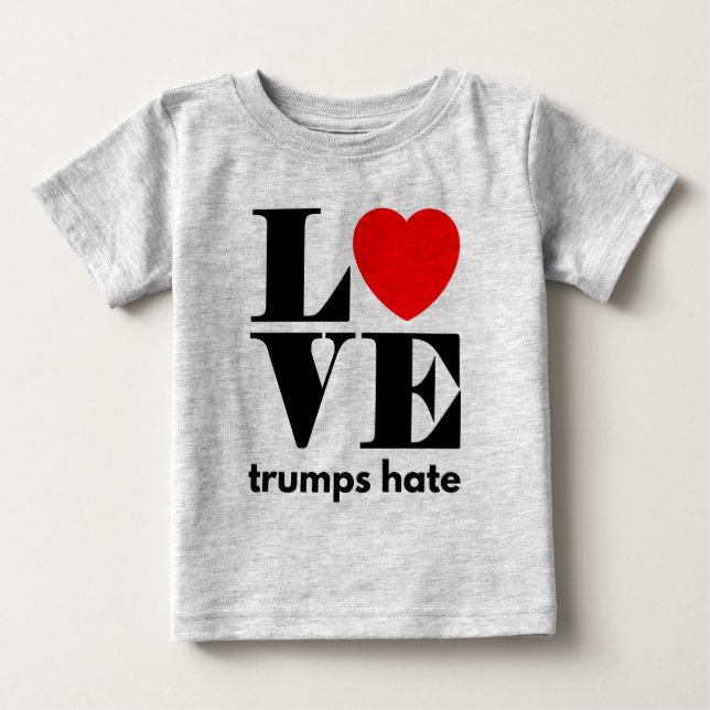 Camiseta Para Bebê Amor Trumps Ódio (Frente)