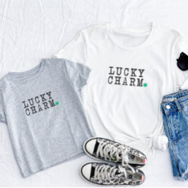 Camiseta Para Bebê Amuleto da Sorte Dia de São Patrício Trevo Sortudo