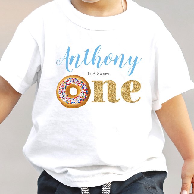 Camiseta Para Bebê Aniversário de 1 ano dos Meninos Donut Fofo (Criador carregado)