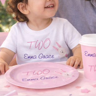 Camiseta Para Bebê Aniversário de 2 anos do Coelho Rosa Moderno Capri