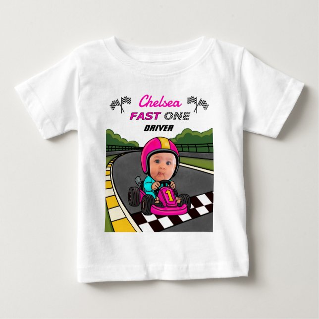Camiseta Para Bebê Aniversário do Controlador de Carro Pink Rápido de (Frente)