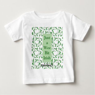 Camiseta Para Bebê "Apenas um Pouco Irlandês", Greenery Vines em Bran
