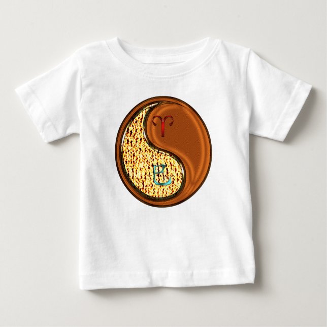Camiseta Para Bebê Áries & Cobra de Madeira (Frente)
