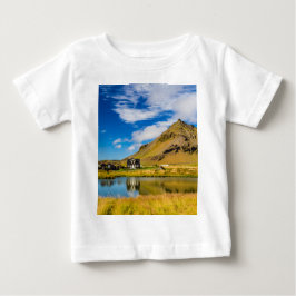 Camiseta Para Bebê Arnarstapi Amtmansshus E Monte Stapafell, Islândia
