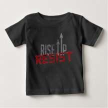 Aumente acima, resista o t-shirt escuro do jérsei