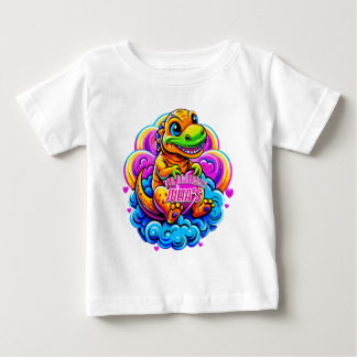 Camiseta Para Bebê Baby Dino abraçando um Travesseiro cardíaco em uma