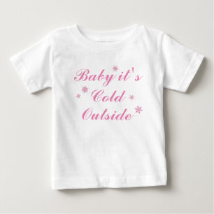Camiseta Para Bebê Baby está frio lá fora vestido rosa