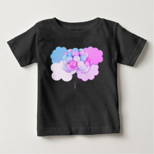 Camiseta Para Bebê Balões cor-de-rosa e azuis em nuvens Camiseta bebê