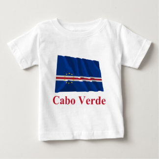 Camiseta Para Bebê Bandeira de ondulação de Cabo Verde com nome no
